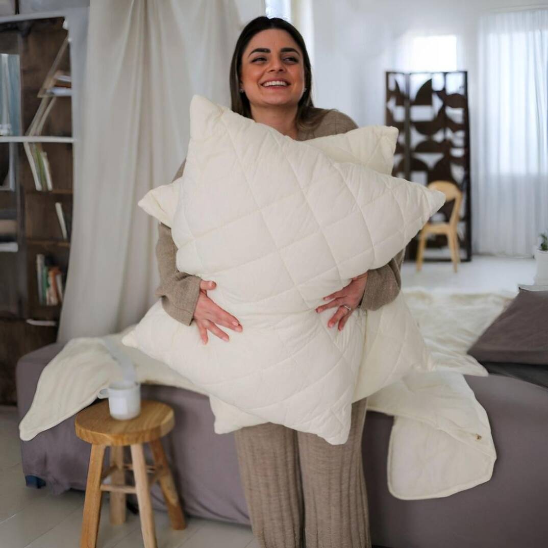 Yün Yastık  Kapitone Kılıf ile Beraber %100 Doğal Merinos Yünü - 1